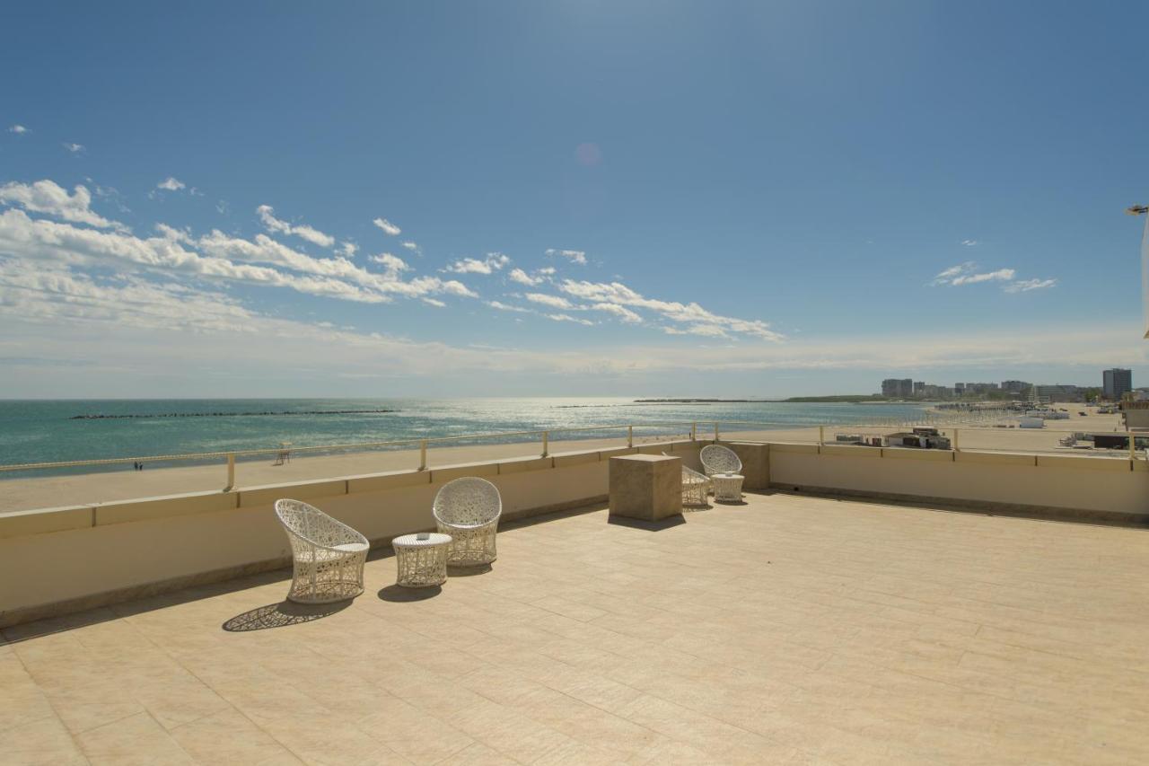 Hotel Golden Palace مامايا المظهر الخارجي الصورة