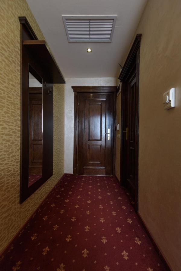 Hotel Golden Palace مامايا المظهر الخارجي الصورة